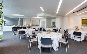 Breakfree On Cashel, An Accor Hotel